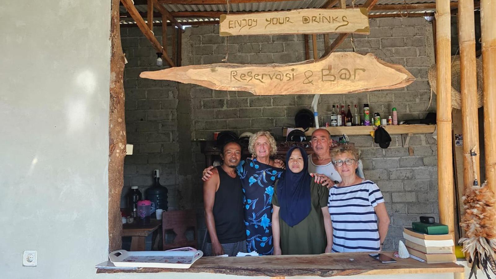 טטבאטו Bunga Maliq Bungalow Lombok מראה חיצוני תמונה
