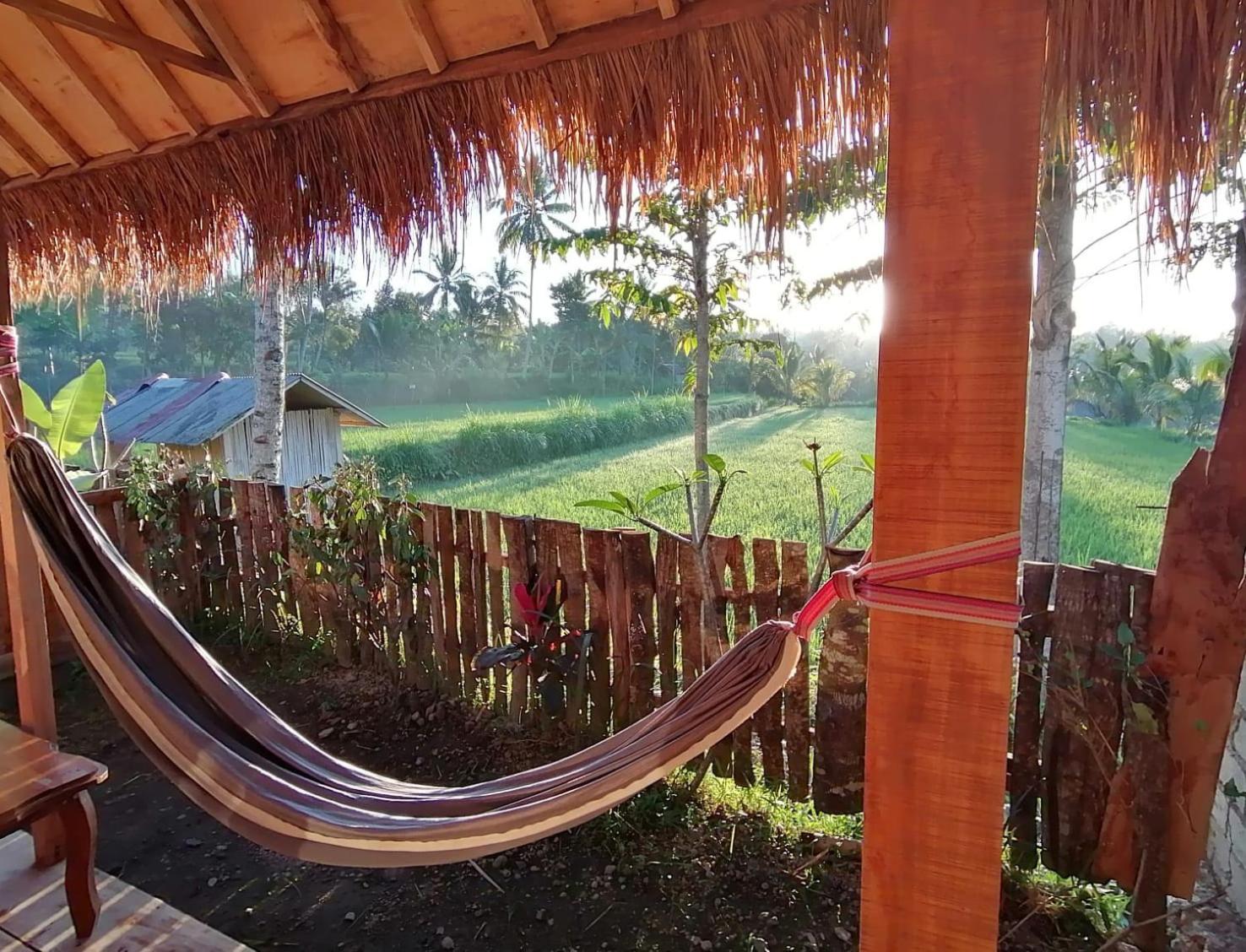 טטבאטו Bunga Maliq Bungalow Lombok חדר תמונה